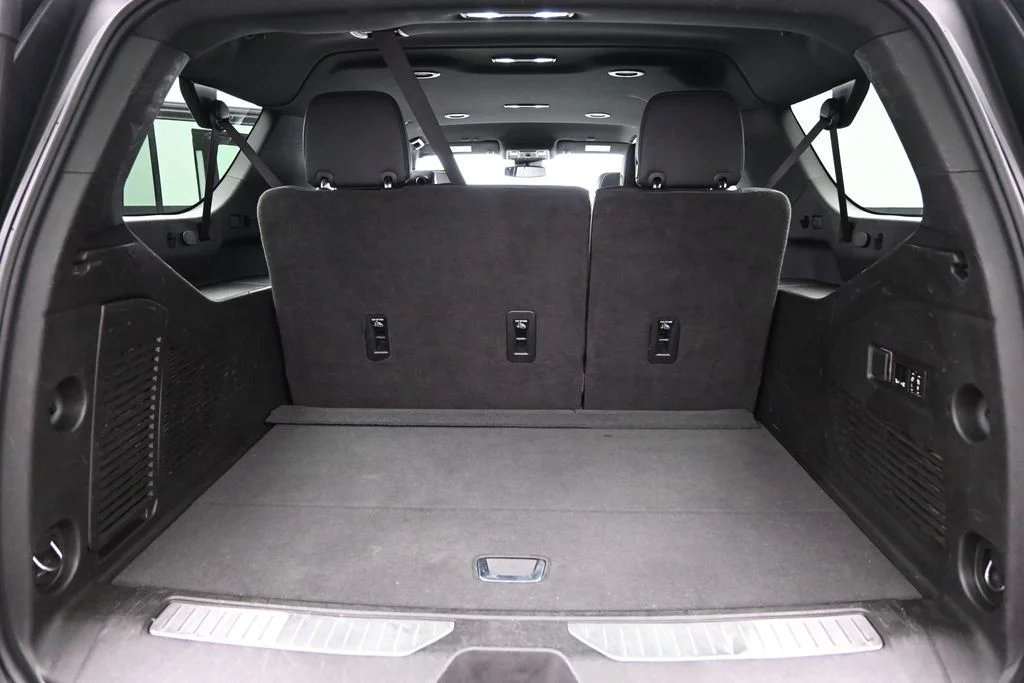 Used 2023 White Chevrolet Premier image 26