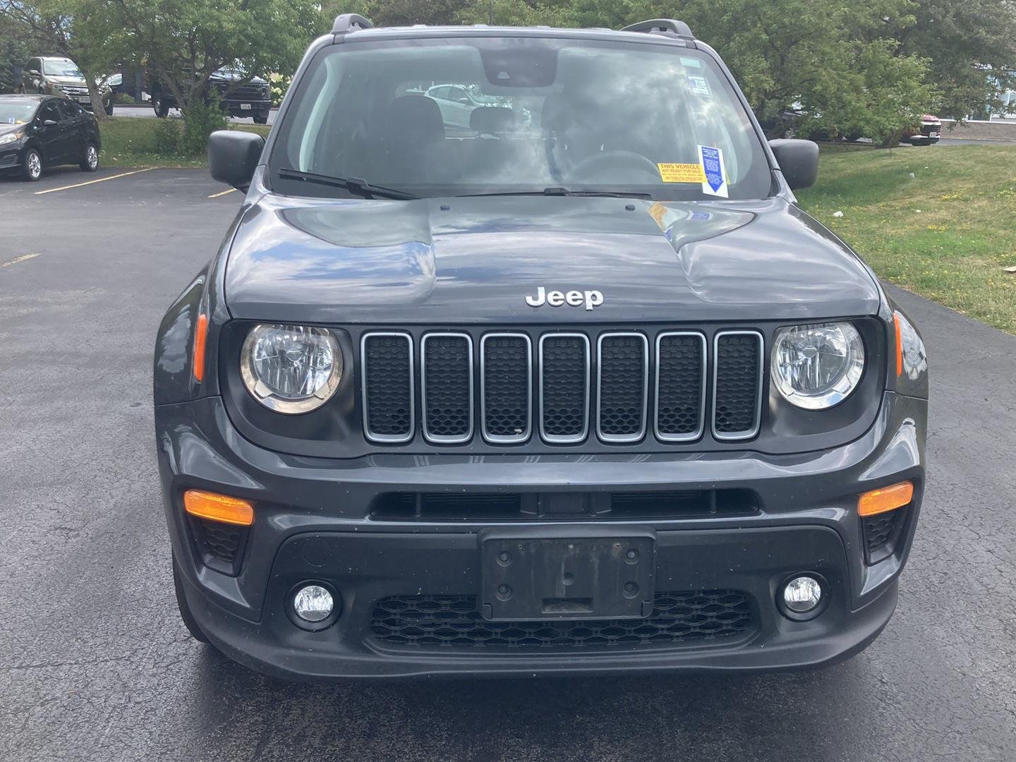 Used 2022 Graphite Gray Jeep Latitude image 2
