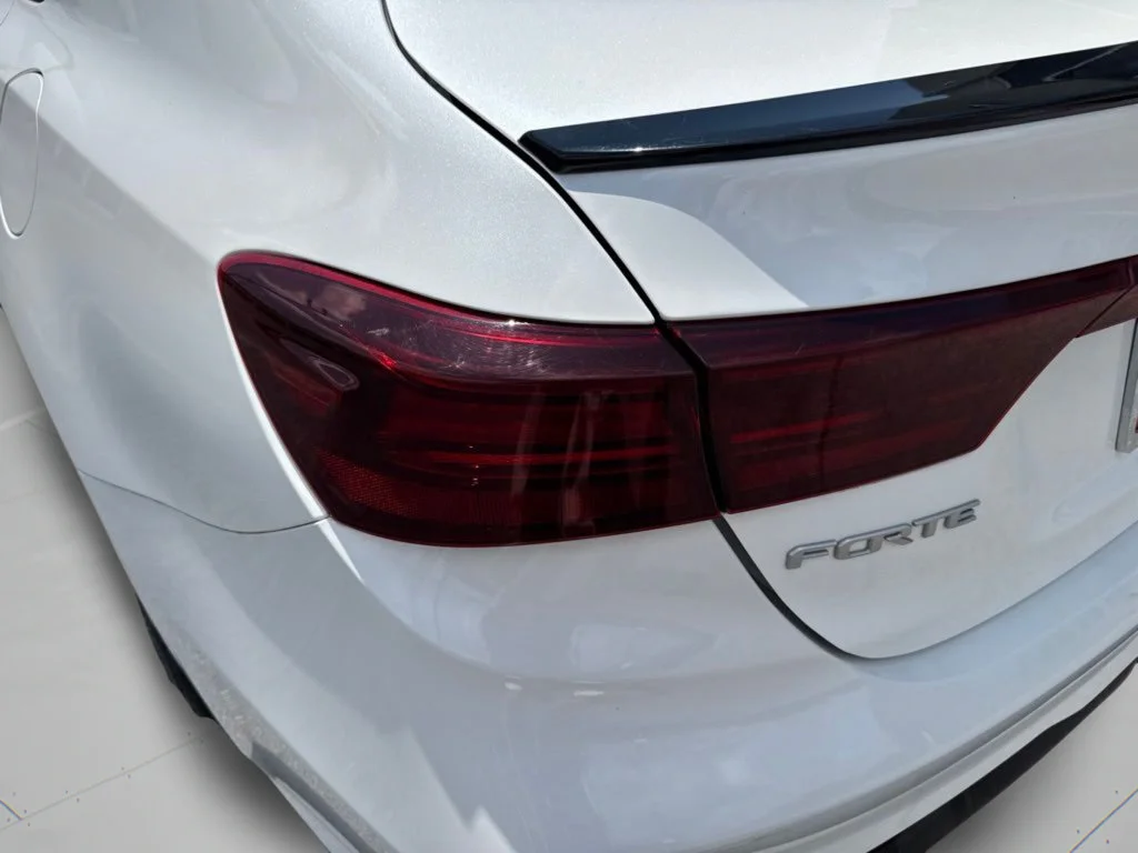 Used 2023 Snow White Pearl Kia GT image 29