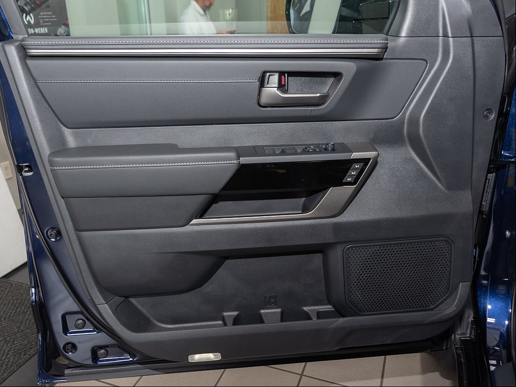 2026 Toyota Tundra Limited - Photo 9