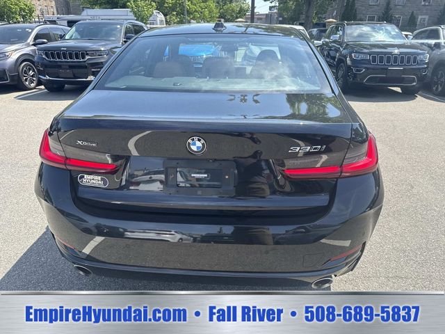 2023 BMW 3 Series 330i - Photo 4