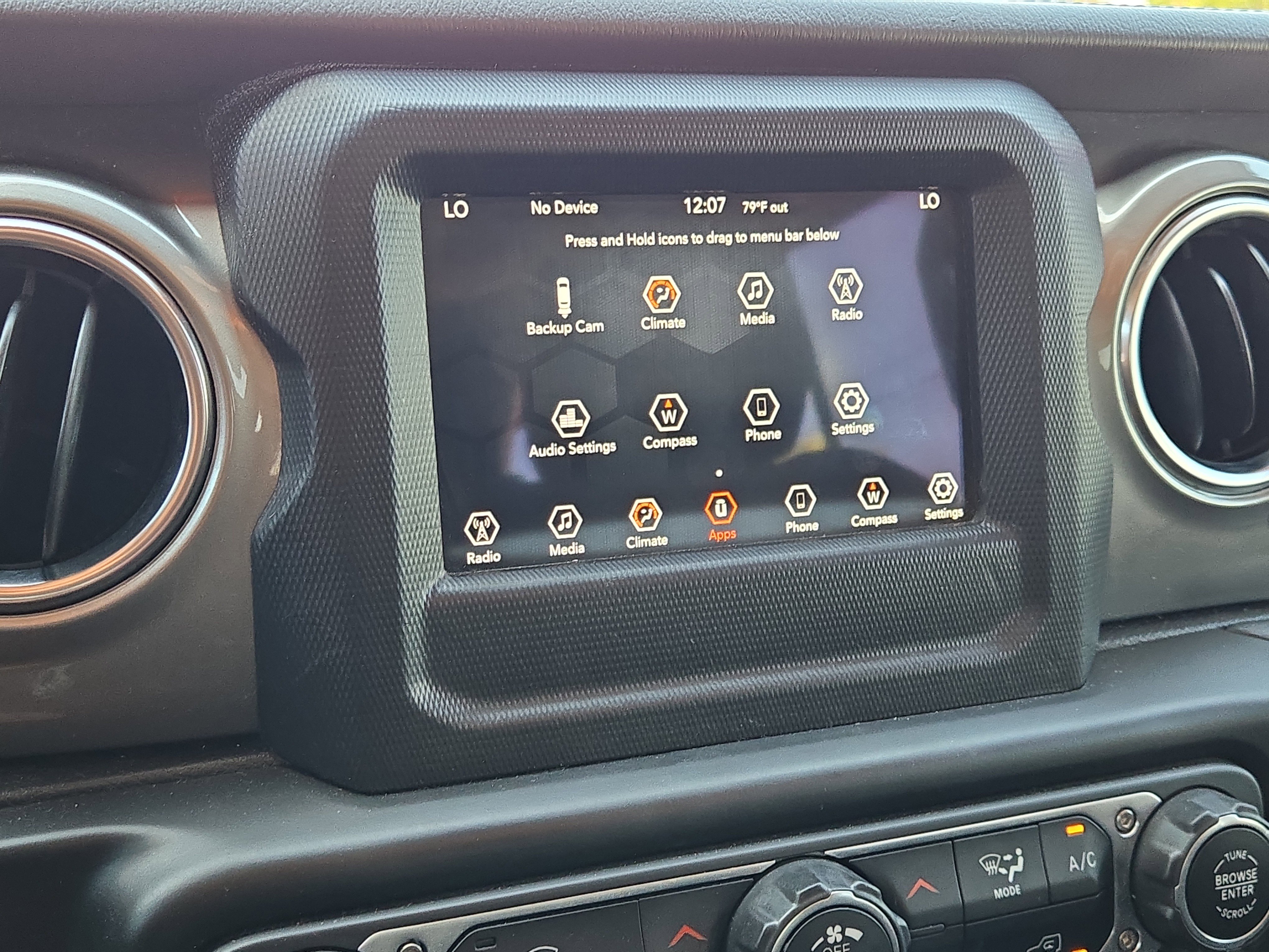 Used 2020 Punkn Metallic Clearcoat Jeep Sahara image 30