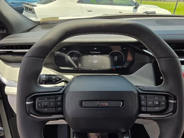 Used 2026 White Jeep Limited image 28