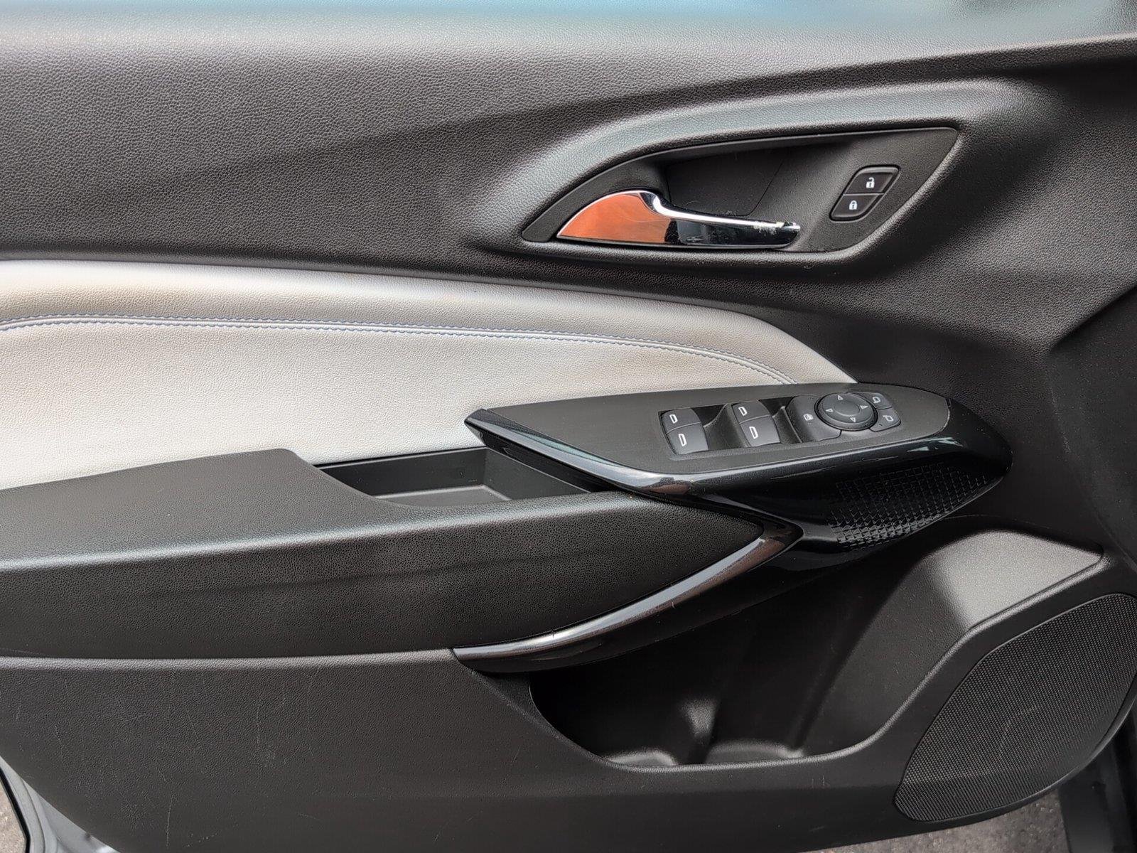 Used 2025 Sterling Gray Metallic Chevrolet LT image 15