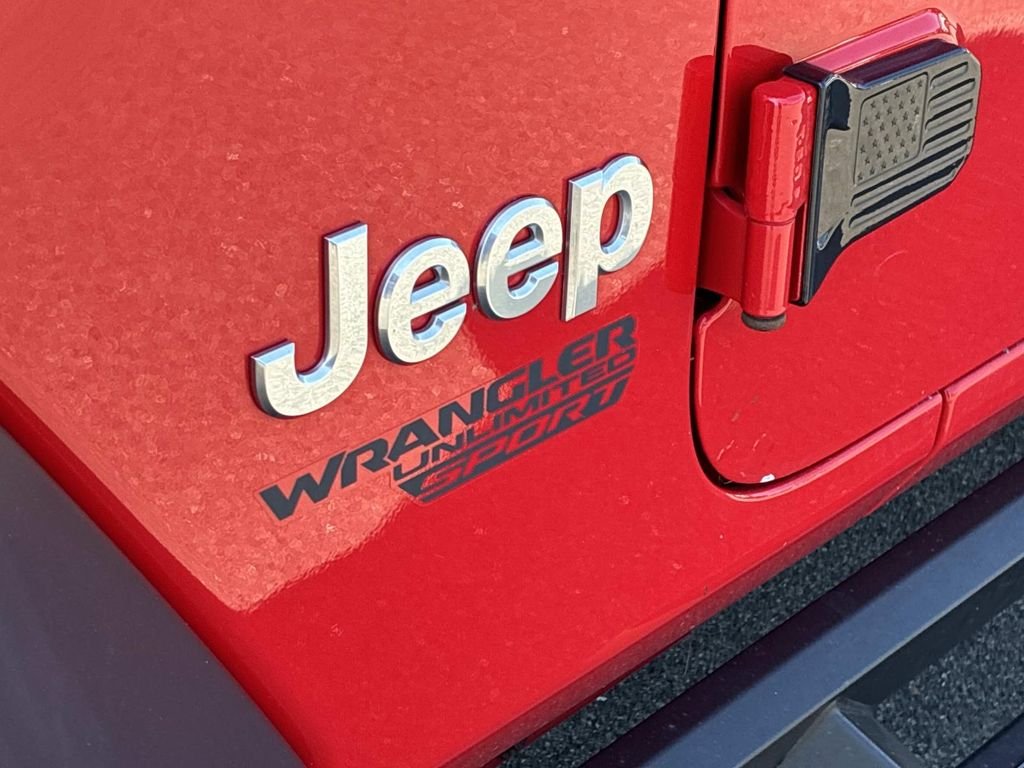 Used 2019 Red Jeep Unlimited Sport image 15