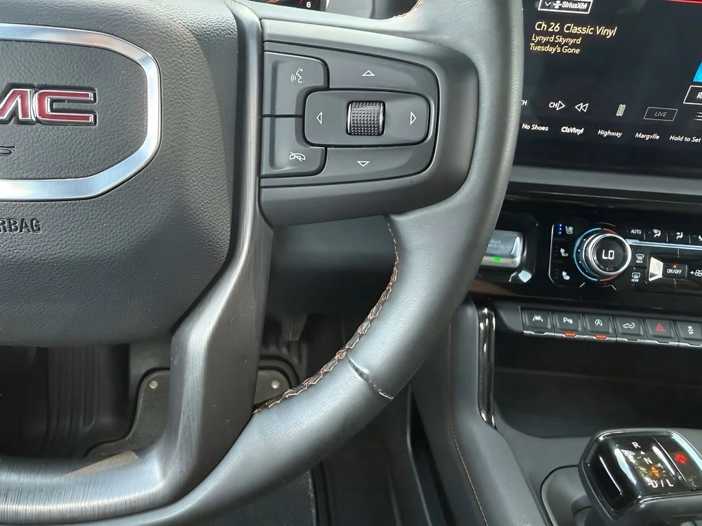 Used 2025 Onyx Black GMC AT4 image 15