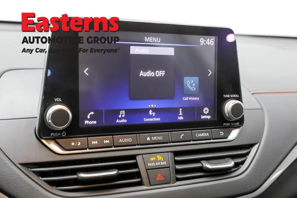 Used 2022 Black Nissan 2.5 SR image 19