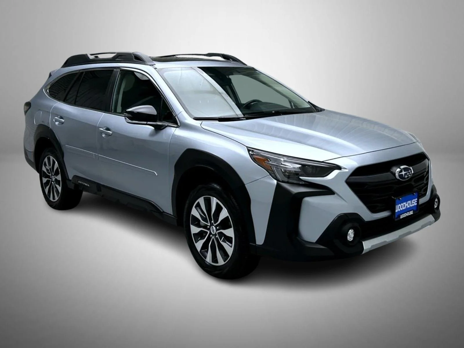 Used 2025 Silver Subaru Limited image 3