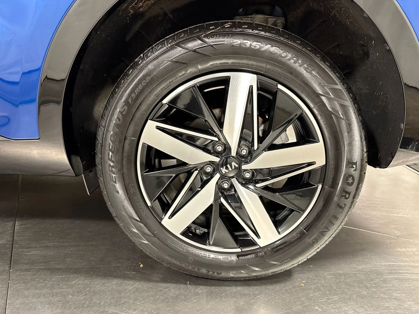 Certified Used 2021 Blue Kia EX image 12