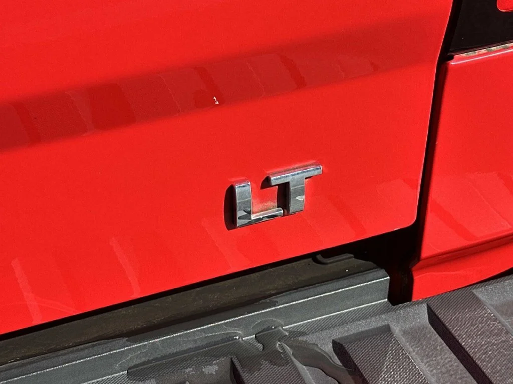 Used 2016 Red Chevrolet LT image 11