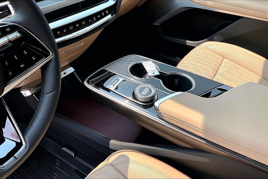 2026 Cadillac LYRIQ Signature Sport - Photo 8