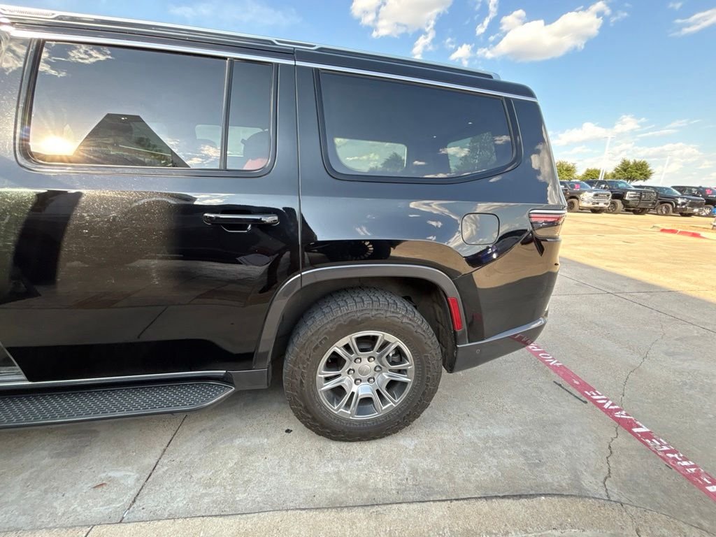 Used 2022 Black Jeep Series I image 9