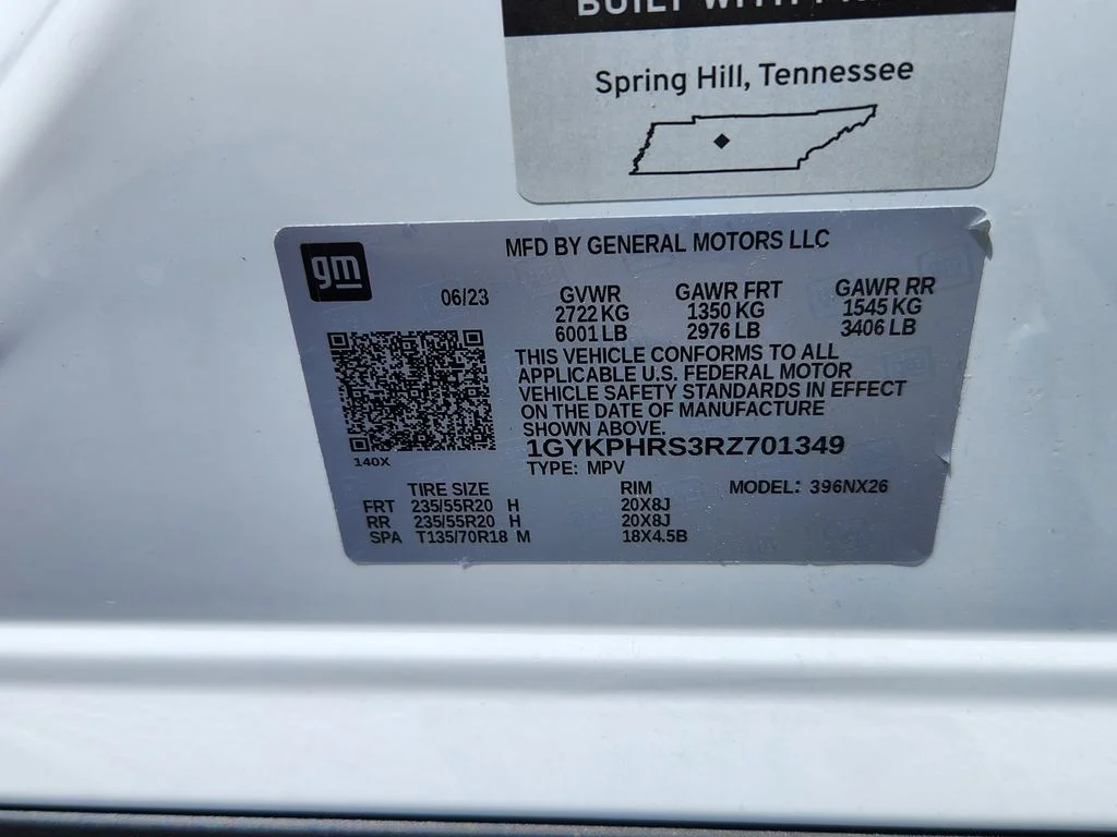 Used 2024 White Cadillac Sport image 34