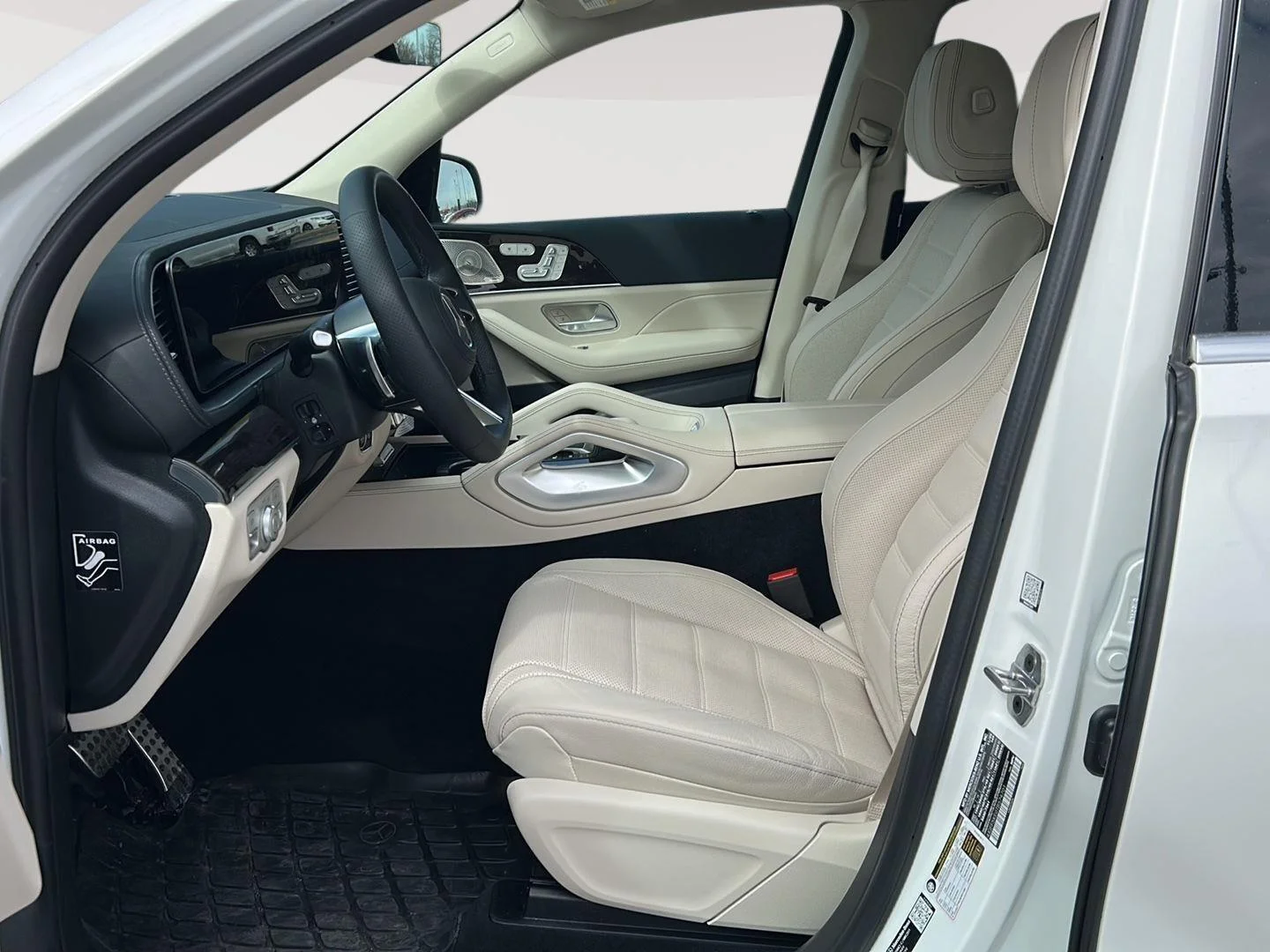 New 2026 Polar White Mercedes-Benz GLS 450 image 13