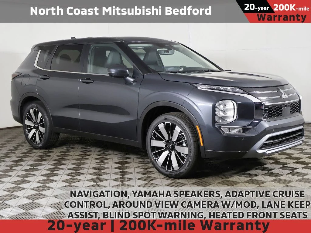 2026 Mitsubishi Outlander SE FWD's photo
