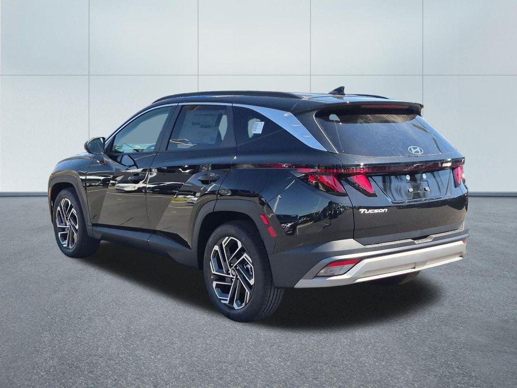New 2026 Black Hyundai SEL Plus FWD image 4
