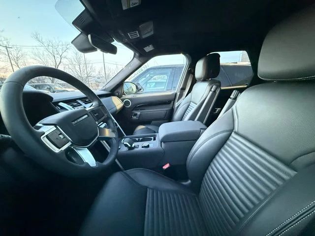 Certified Used 2025 White Land Rover S image 9