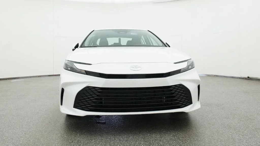 New 2026 Ice Cap Toyota LE image 7