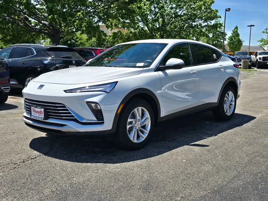 New 2026 Summit White Buick Preferred image 5