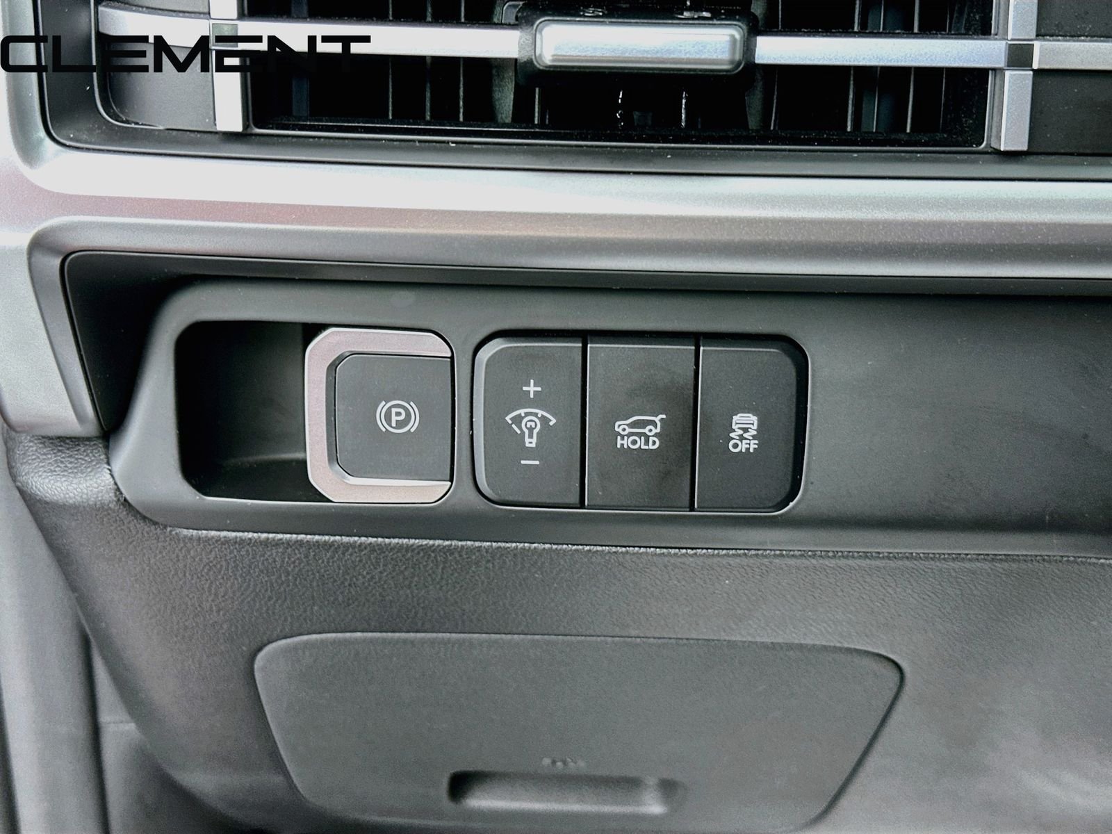 Certified Used 2025 Red Hyundai SEL image 13