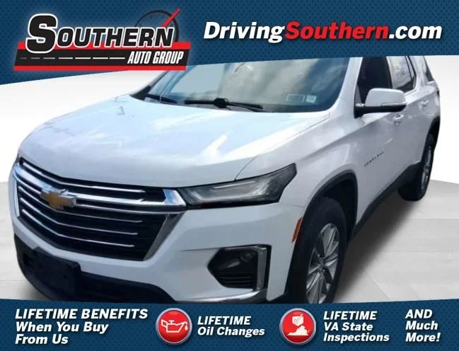 Used 2023 Summit White Chevrolet LT Cloth image 1