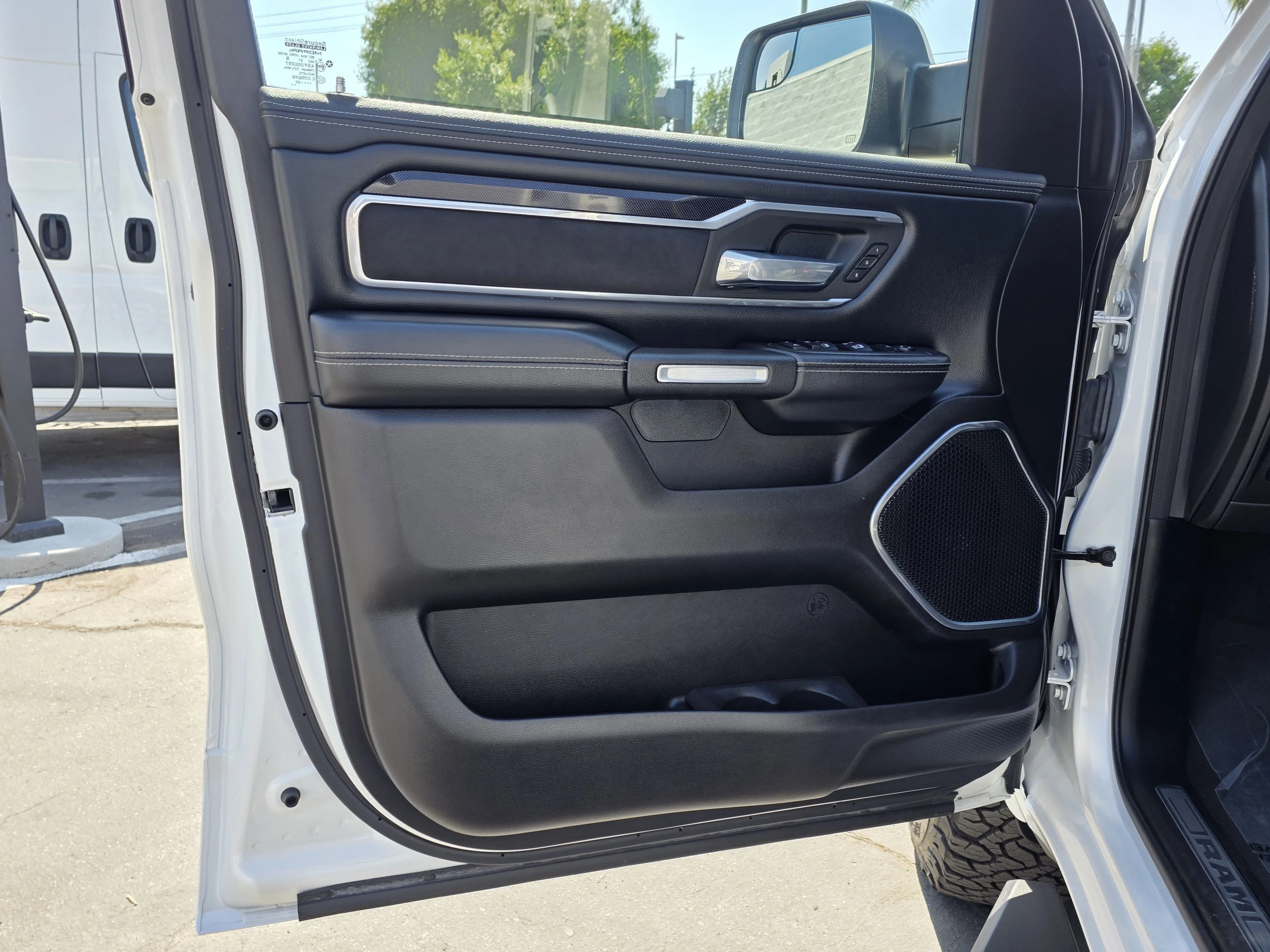 Certified Used 2022 Ivory White Ram Laramie image 15