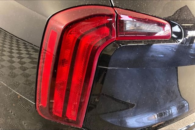Used 2025 Black Kia S image 19