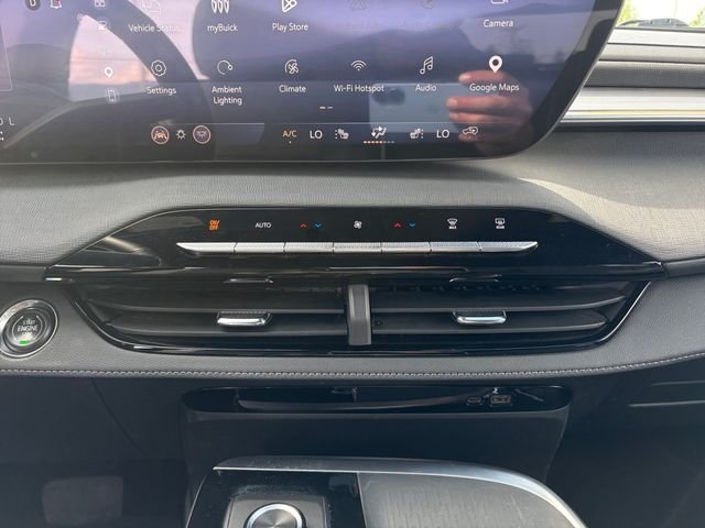 Used 2025 White Buick Preferred image 17