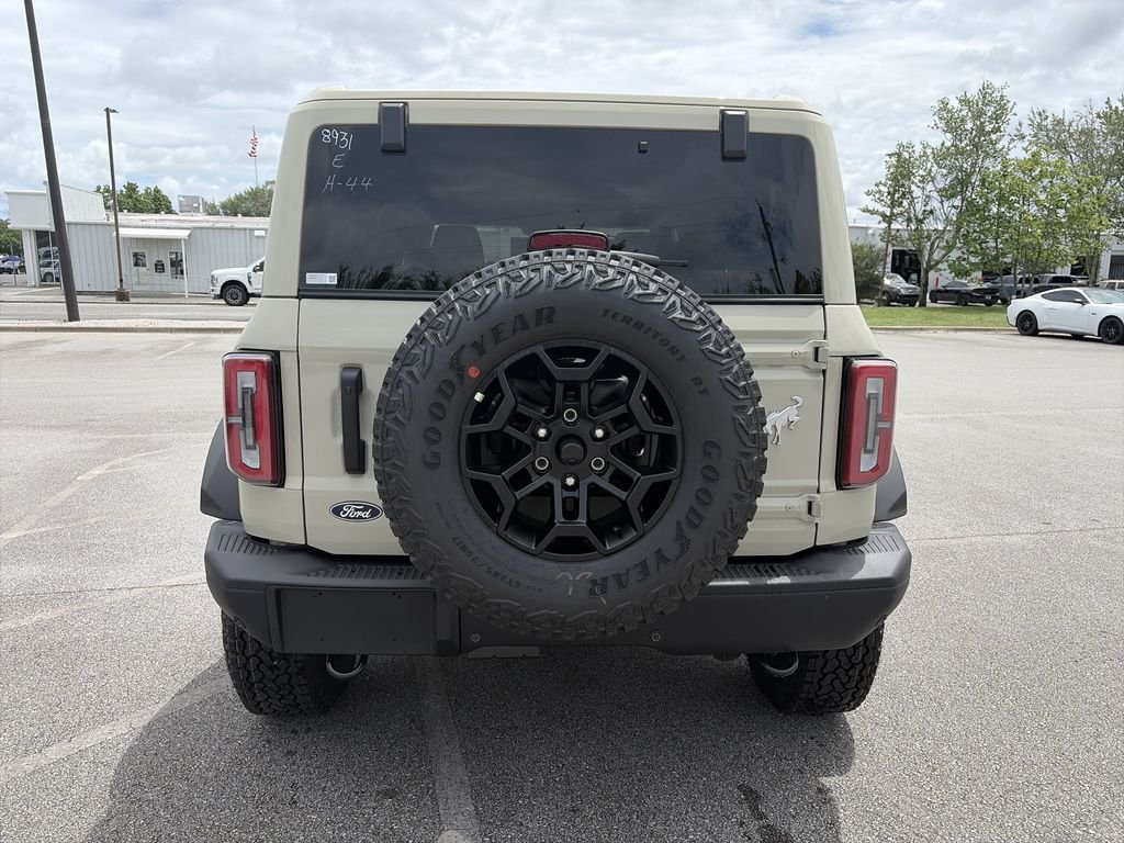 New 2026 Desert Sand Ford Badlands® image 6