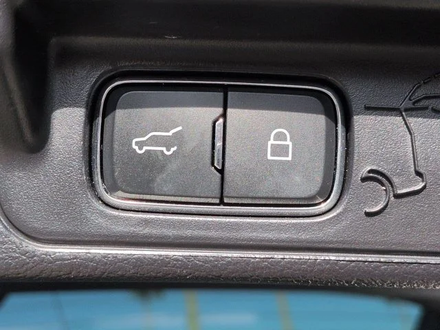 Used 2021 Star White Ford ST image 14