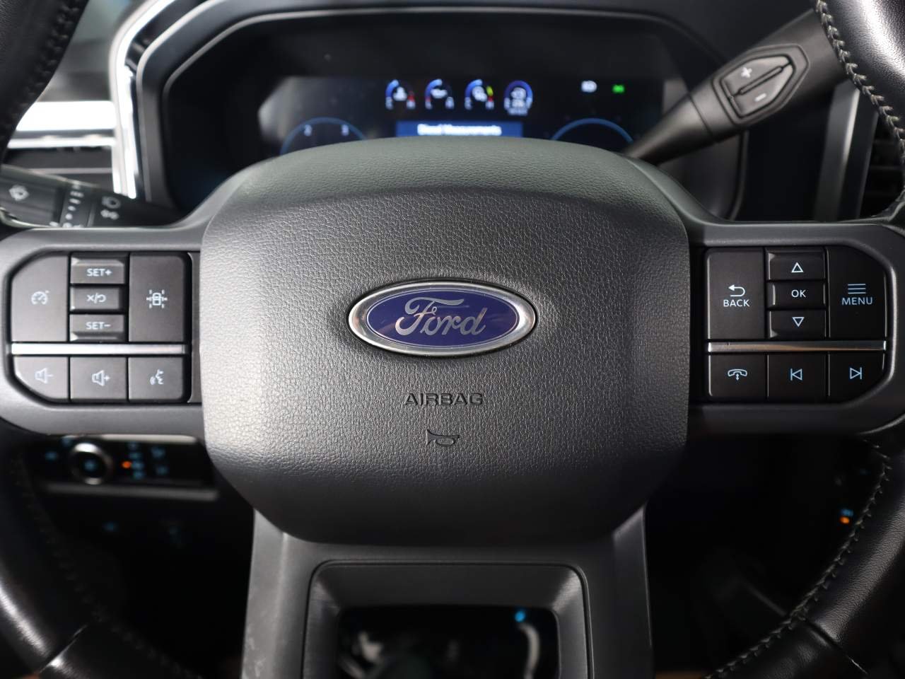 Used 2023 Agate Black Ford Lariat Crew Cab image 14