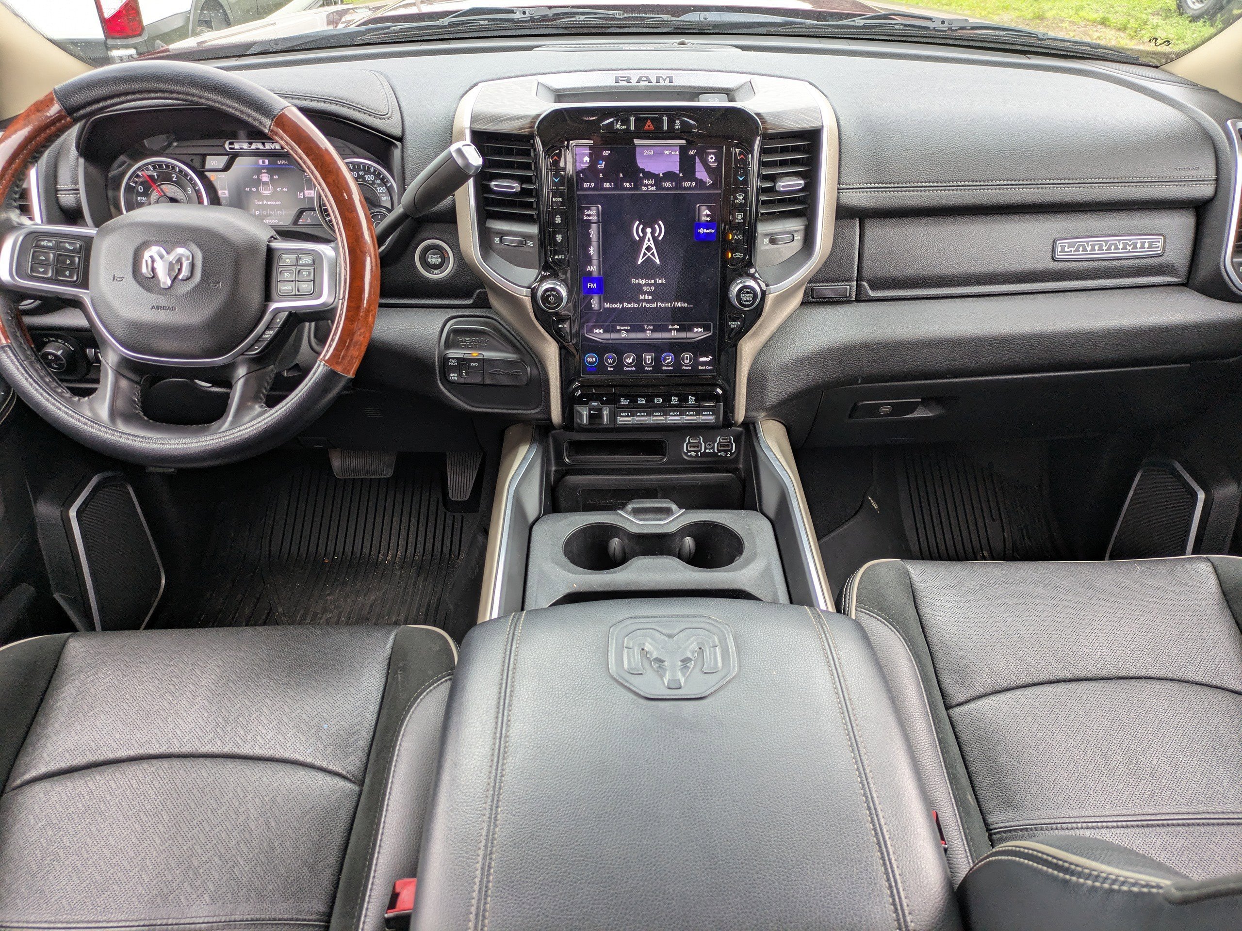 Used 2020 Delmonico Red Pearlcoat Ram Laramie image 13