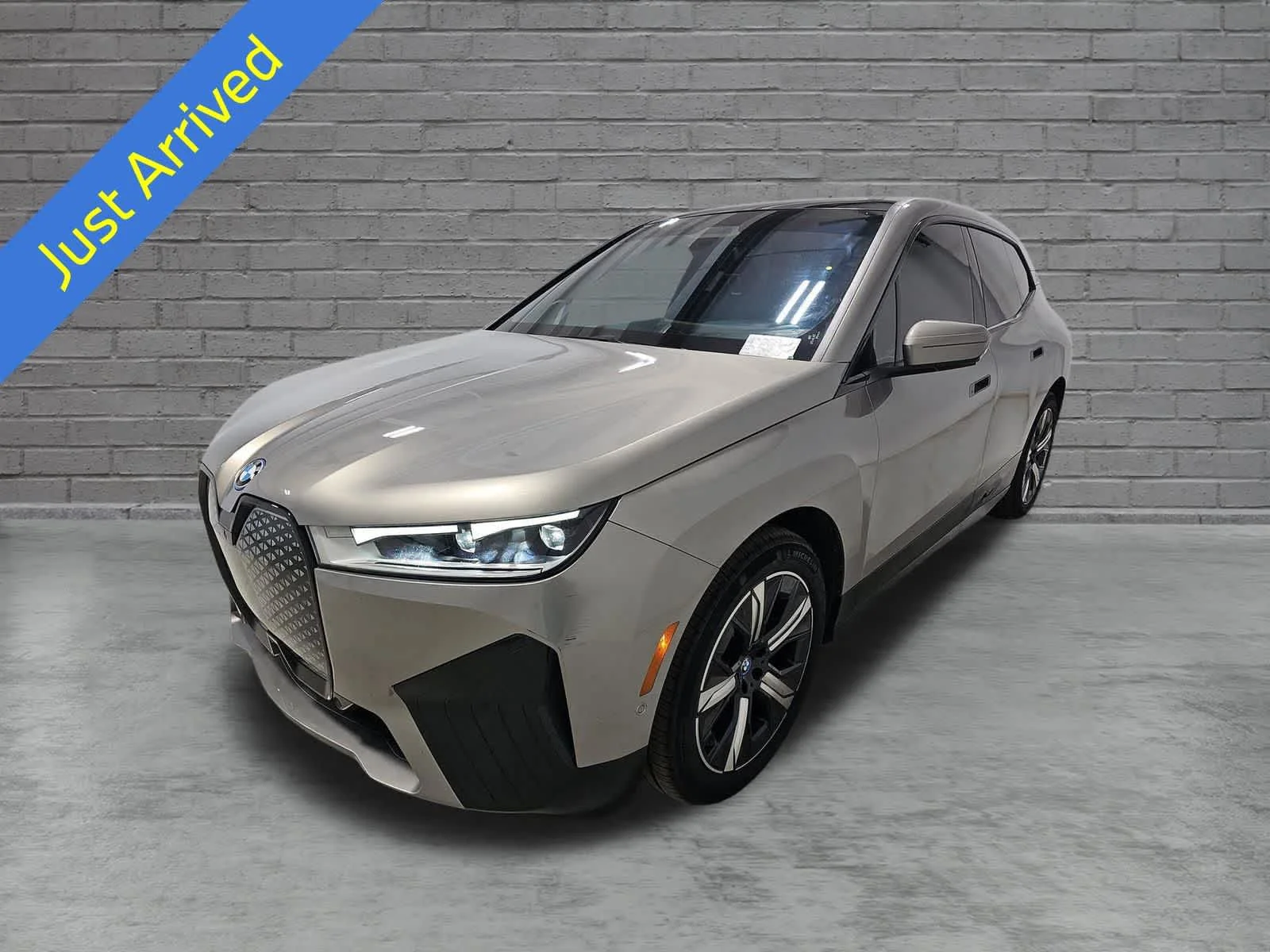 Certified Used 2024 Oxide Grey Metallic BMW xDrive50 image 1