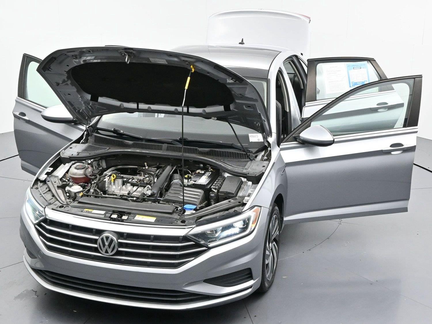 Used 2021 Pyrite Silver Metallic Volkswagen SEL image 44