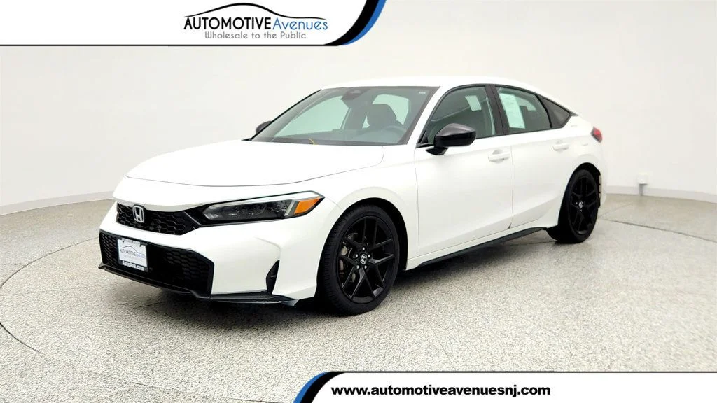 2025 Honda Civic Sport CVT's photo