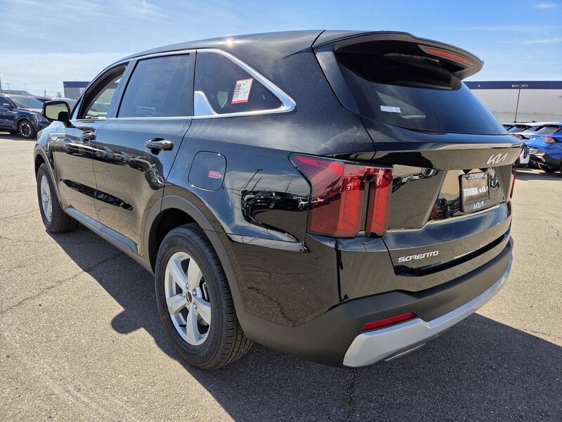 New 2026 Ebony Black Kia LX image 4