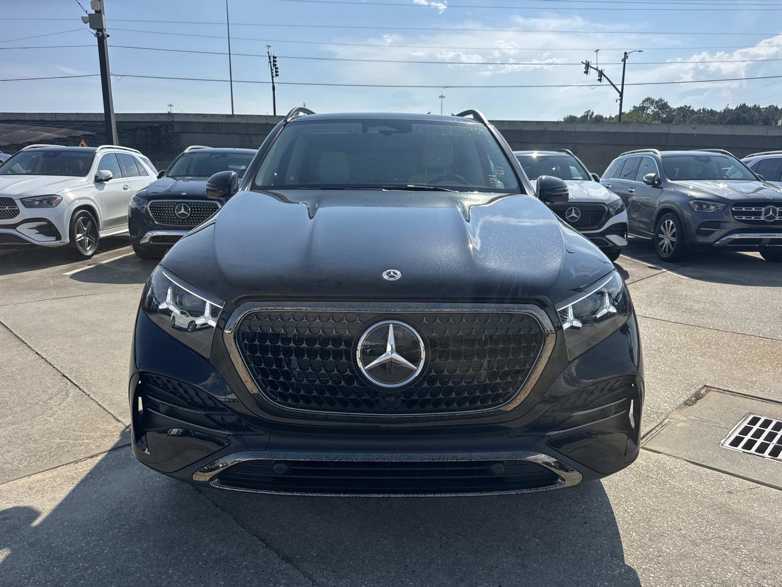 New 2027 Black Mercedes-Benz GLE 350 image 2