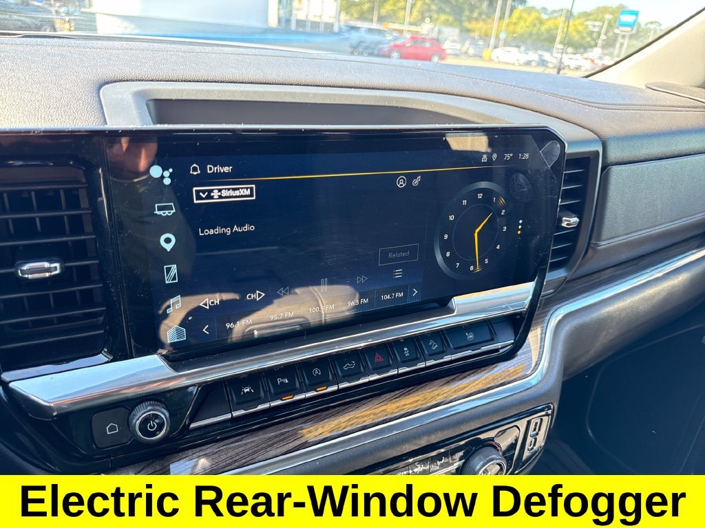 Used 2022 Summit White Chevrolet RST image 18