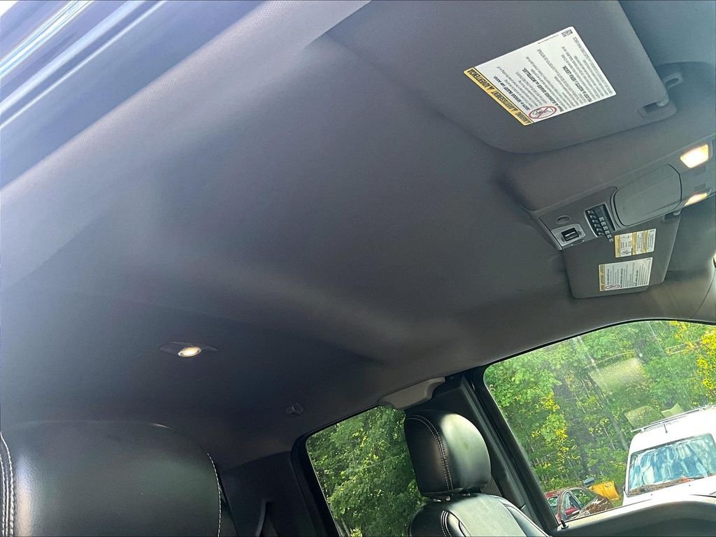 Used 2019 Black Metallic Ford Lariat image 22
