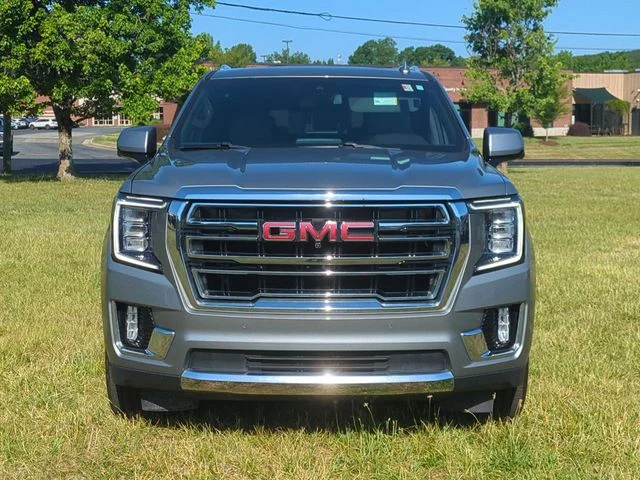 Used 2023 Silver GMC SLT image 16