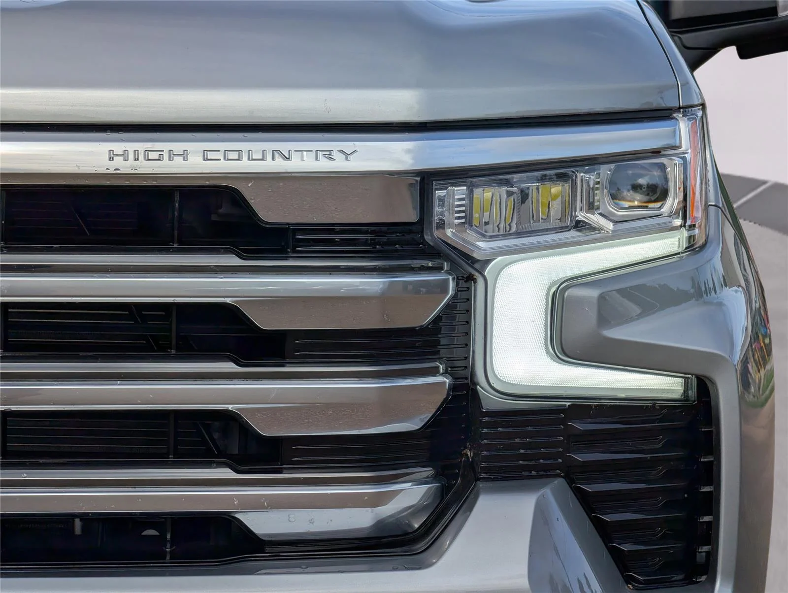 Used 2025 Sterling Gray Metallic Chevrolet High Country image 39