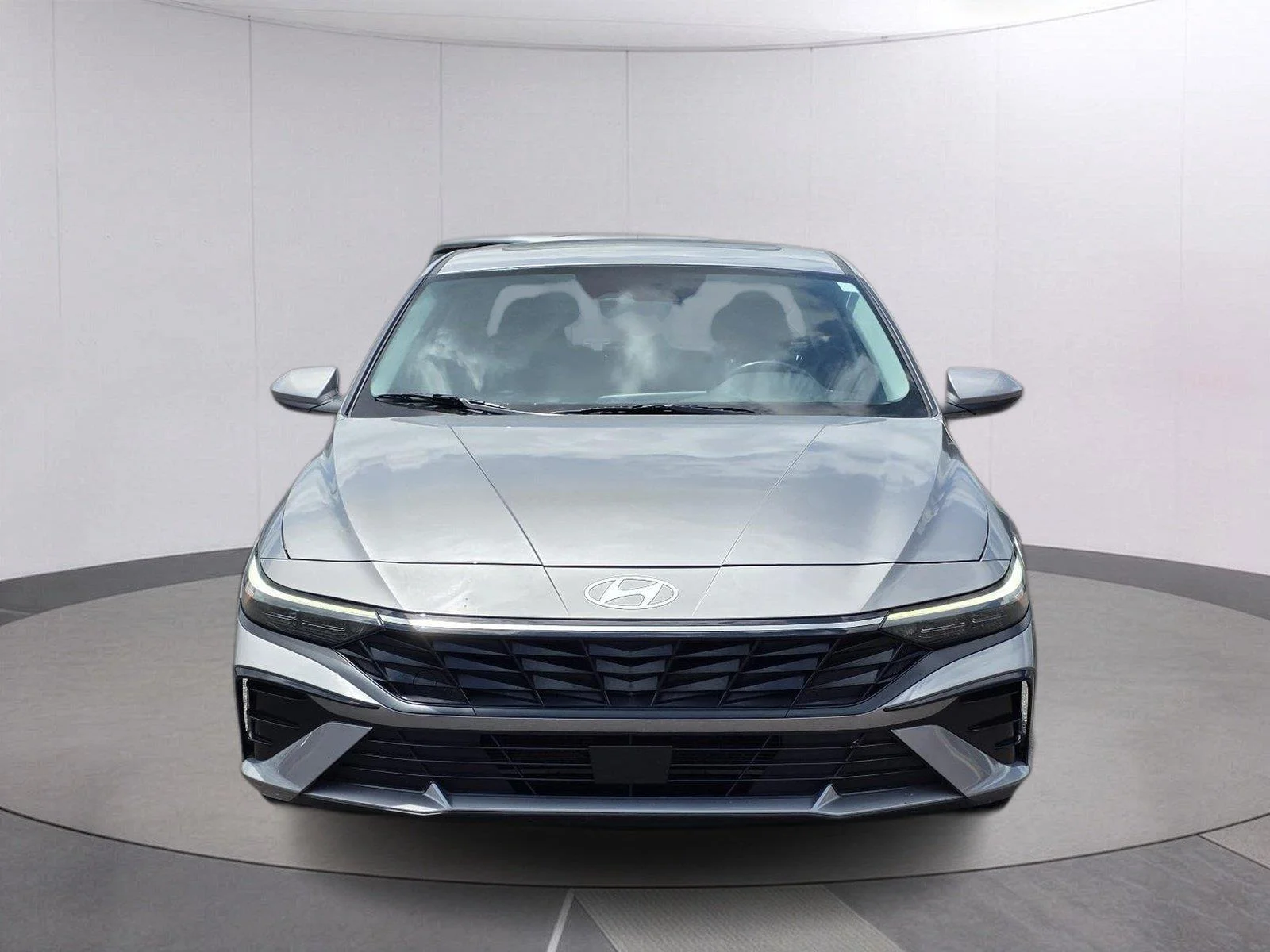 Used 2025 Fluid Metal Hyundai SEL Convenience image 2