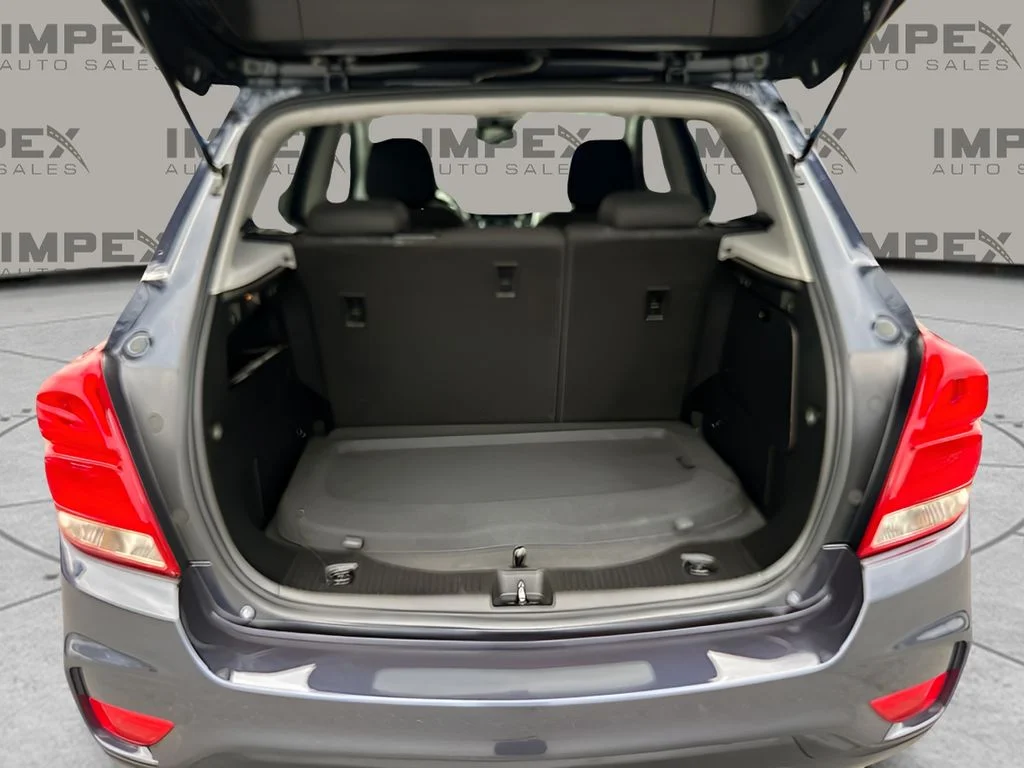 Used 2019 Blue Chevrolet LT image 15
