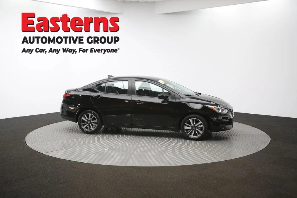 Used 2021 Black Nissan 1.6 SV image 43