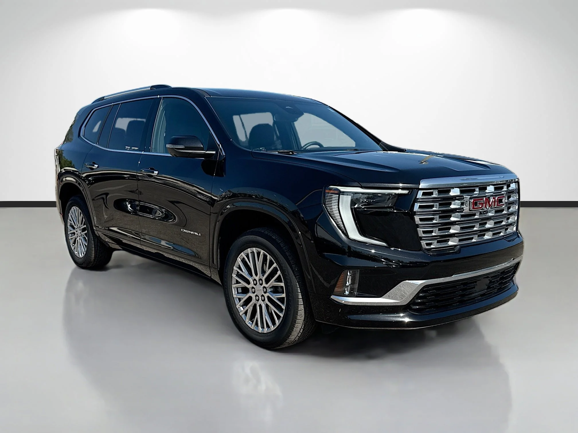 2024 GMC Acadia Denali FWD's photo