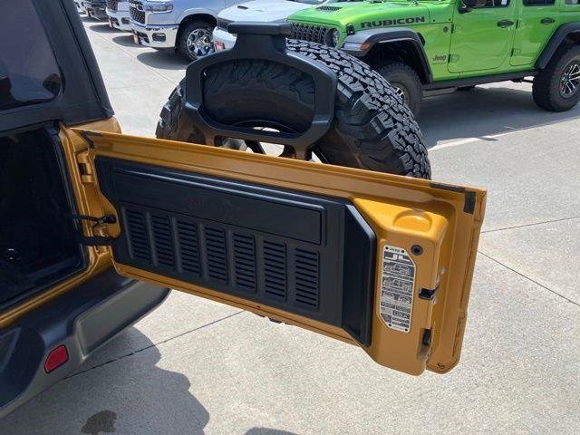 New 2026 Goldilocks Exterior Paint Jeep Willys image 27
