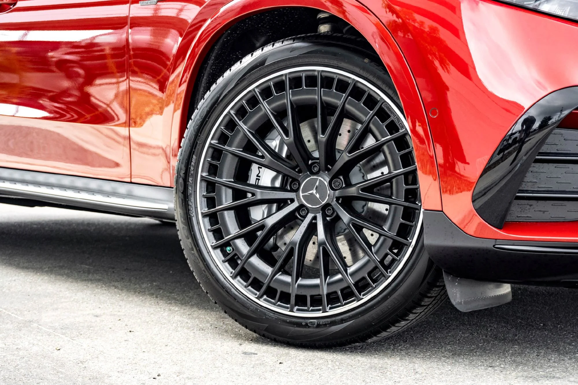 New 2026 Manufaktur Pata Mercedes-Benz AMG® GLC 43 image 2