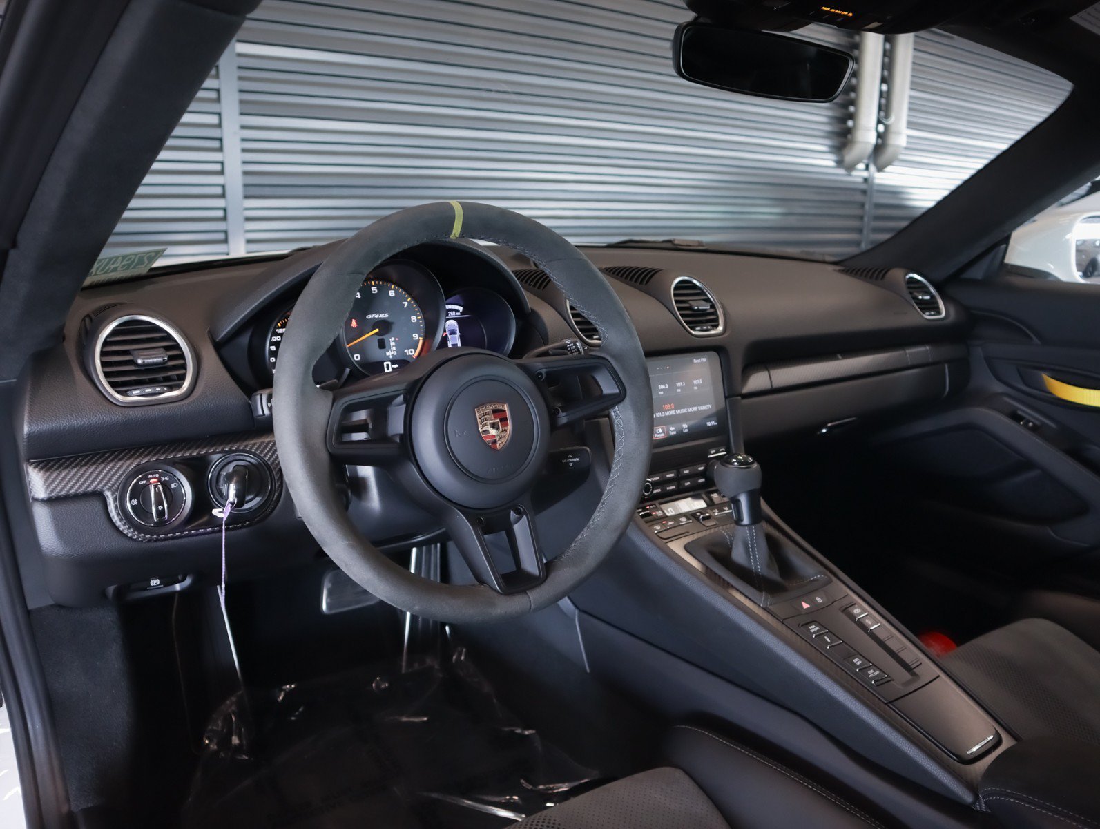 Used 2025 White Porsche GT4 RS image 4