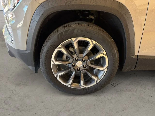 New 2027  GMC Elevation image 15
