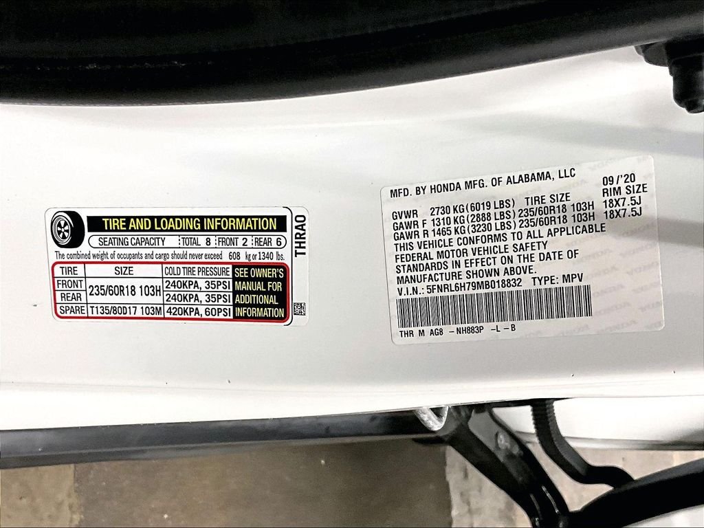 Used 2021 White Honda EX-L image 37